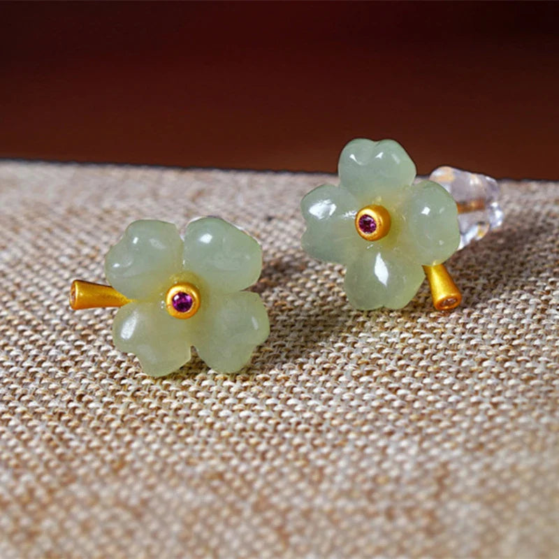 Stud Earrings with 4-Leaf Clover