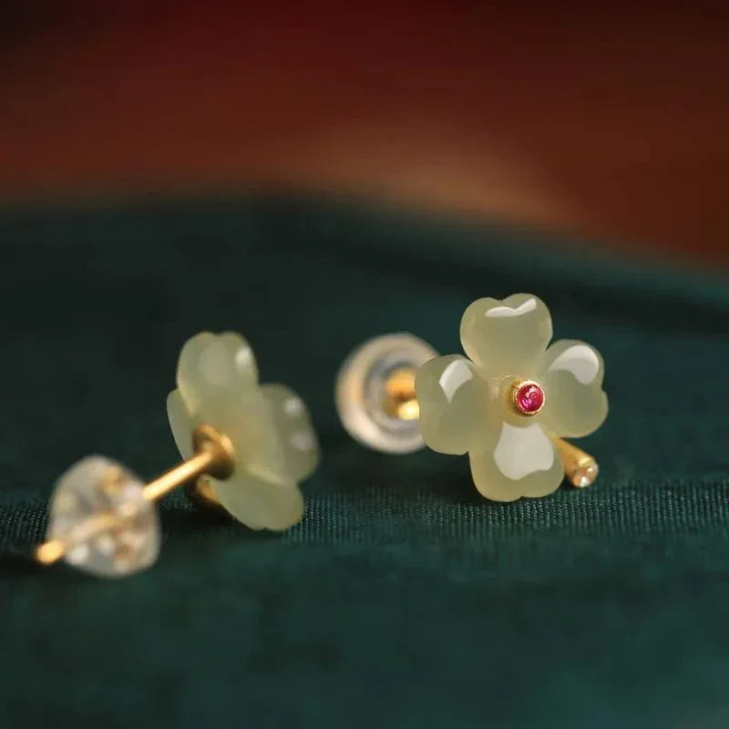 Stud Earrings with 4-Leaf Clover