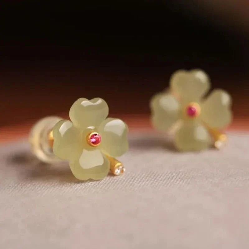Stud Earrings with 4-Leaf Clover