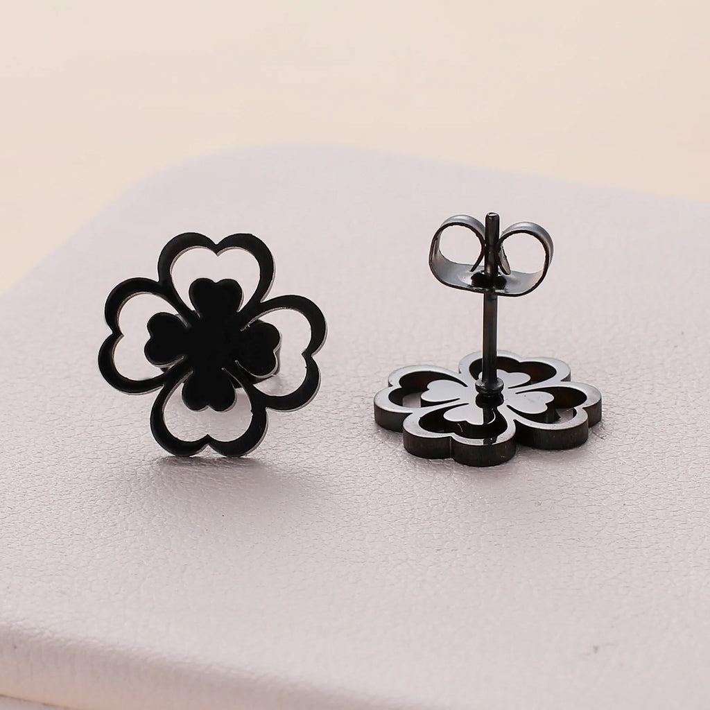 Four-Leaf Clover Stud Earrings black