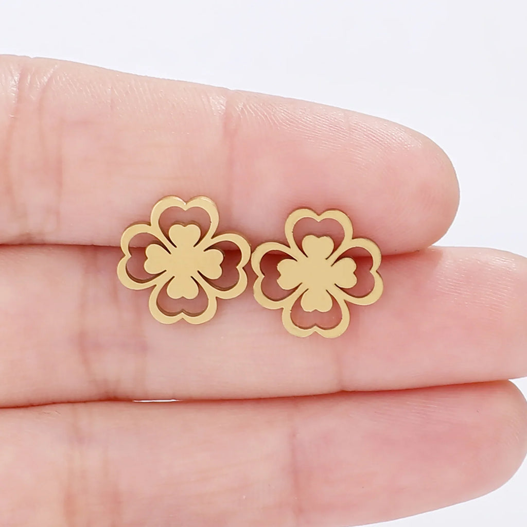 Four-Leaf Clover Stud Earrings gold