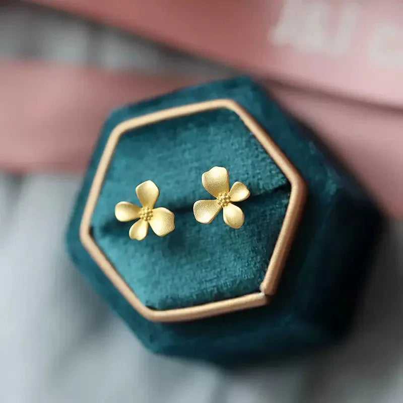 Elegant Flower Stud Earrings