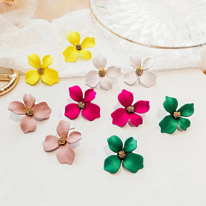 Four Petal Flower Stud Earrings pink