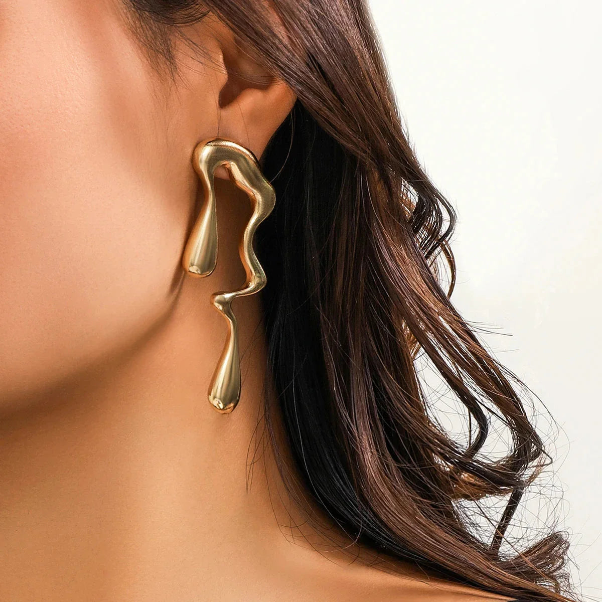 Asymmetric Water Drop Stud Earrings gold