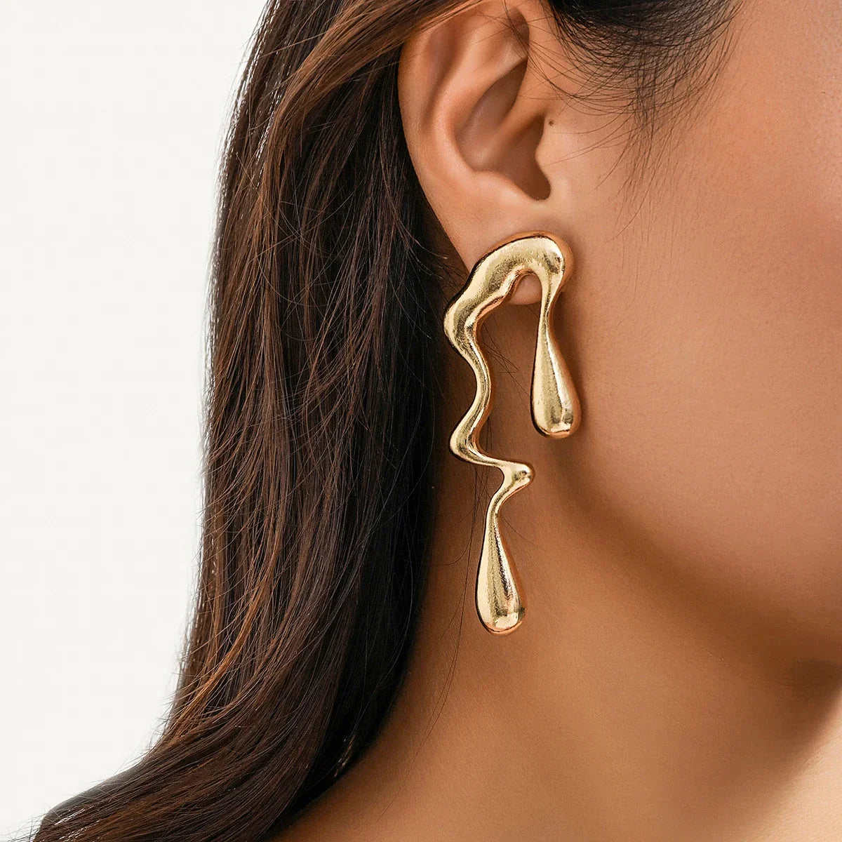 Asymmetric Water Drop Stud Earrings gold