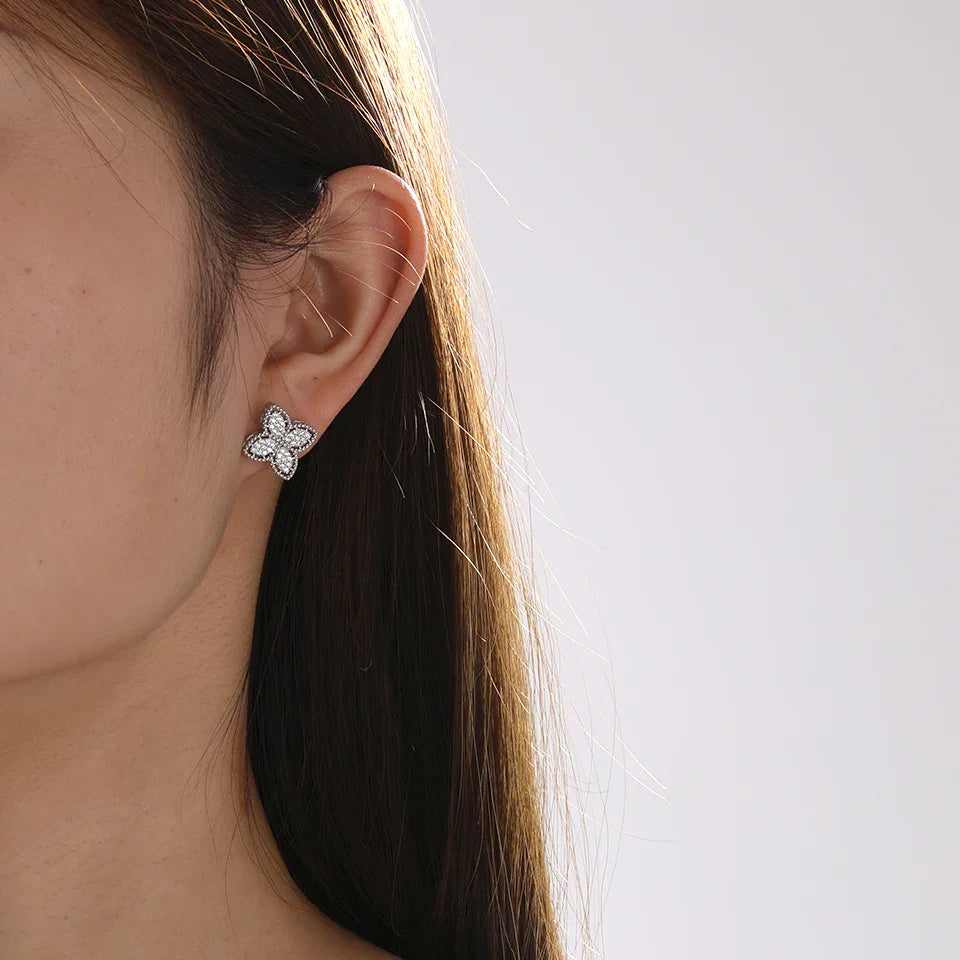 Four-Leaf Clover Stud Earrings in Silver Zircon