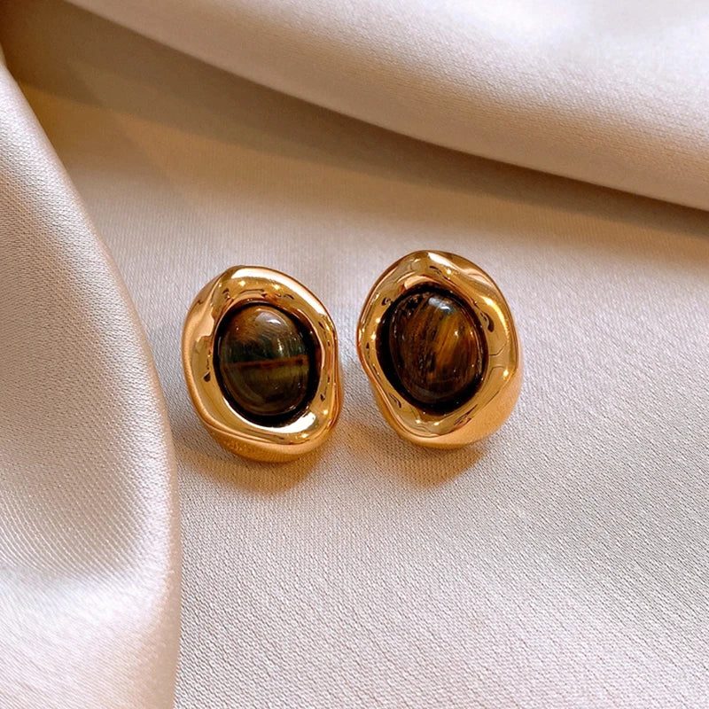 Oval Stud Earrings Tiger's Eye