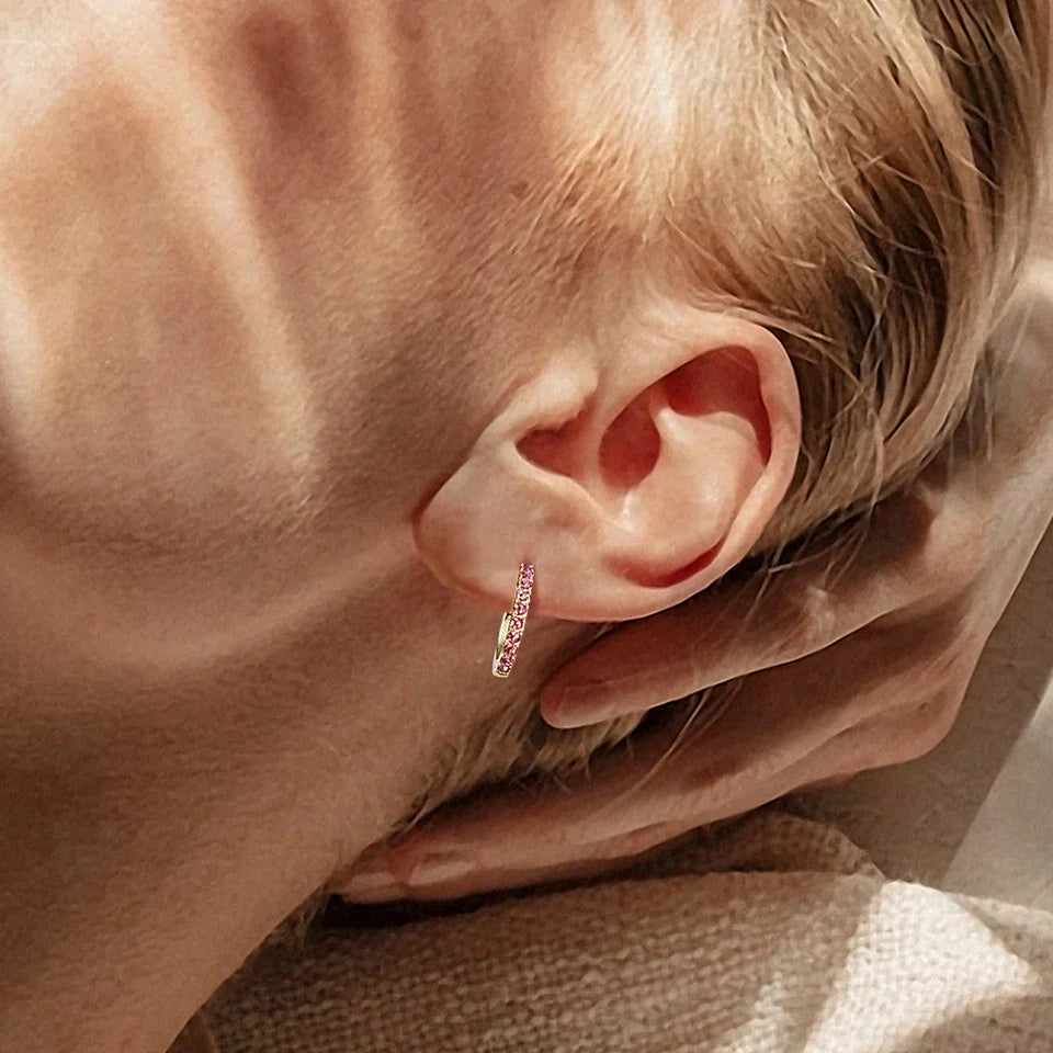 Boucles d'oreilles créoles dorées avec pierre de naissance pour femme