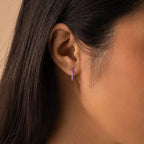 Boucles d'oreilles créoles dorées avec pierre de naissance pour femme