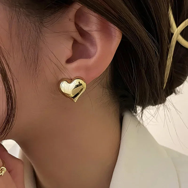 Women's Heart Stud Earrings gold