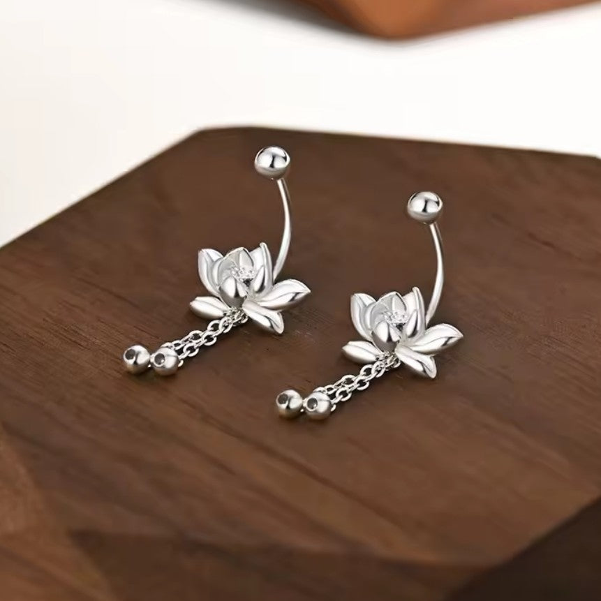Women's Dangling Earrings Lotus Flower Silver
