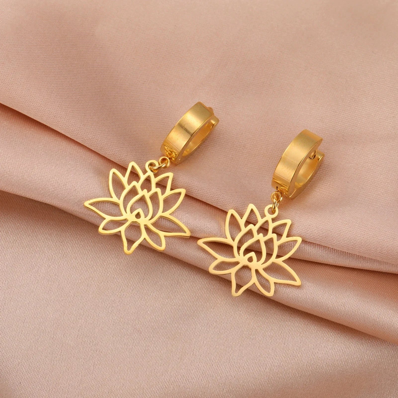 Women's Dangling Earrings Zen Lotus Flower Gold