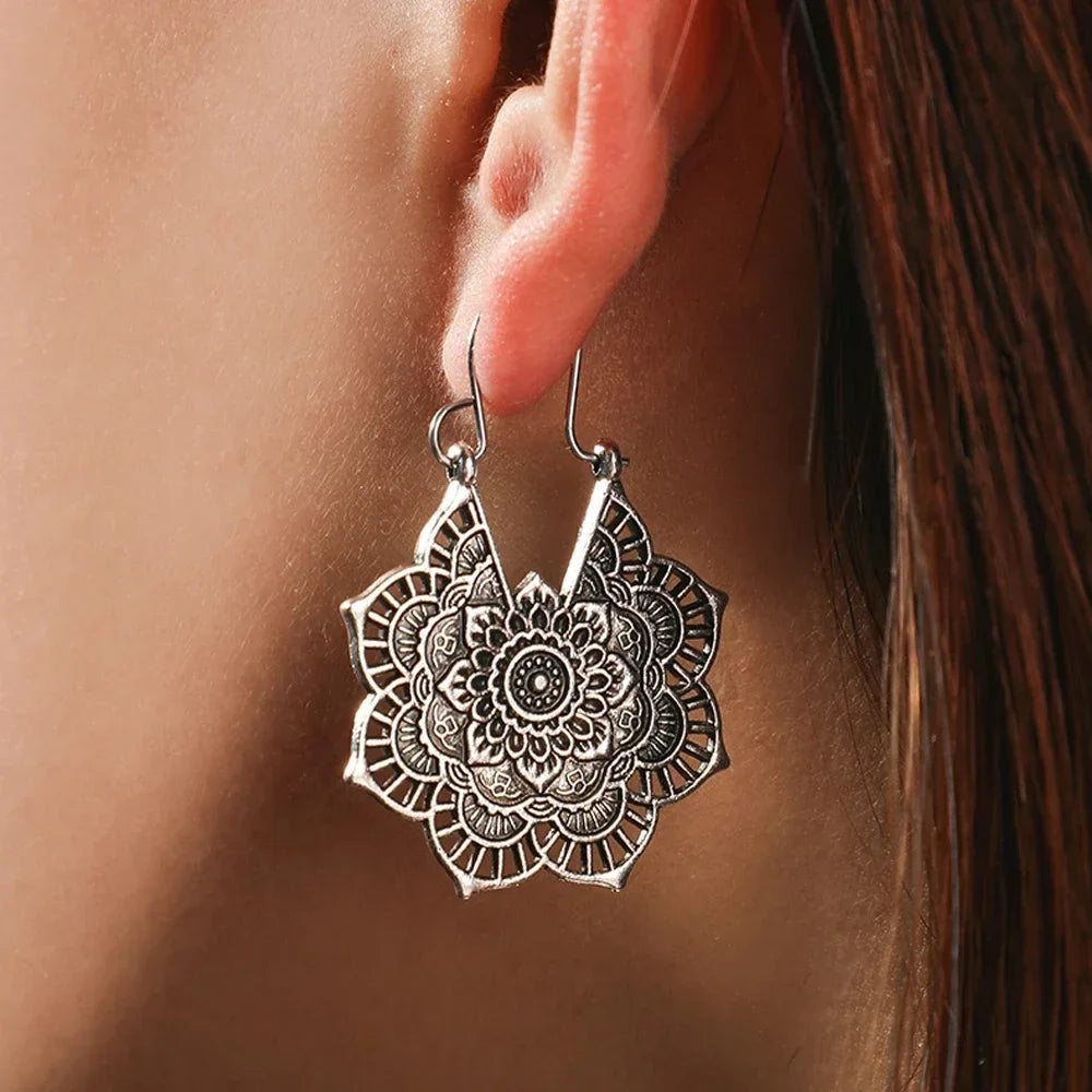Women's Mandala Flower Earrings Silver