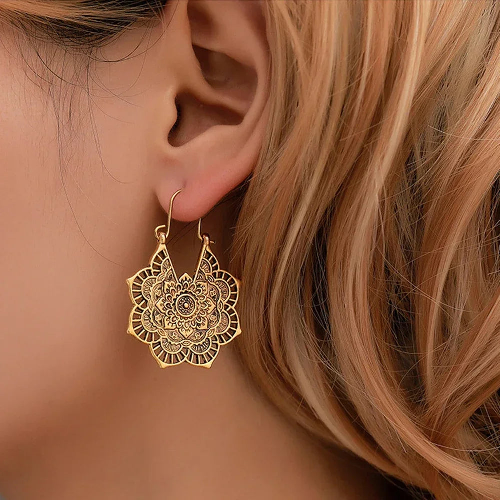 Women's Mandala Flower Earrings Gold