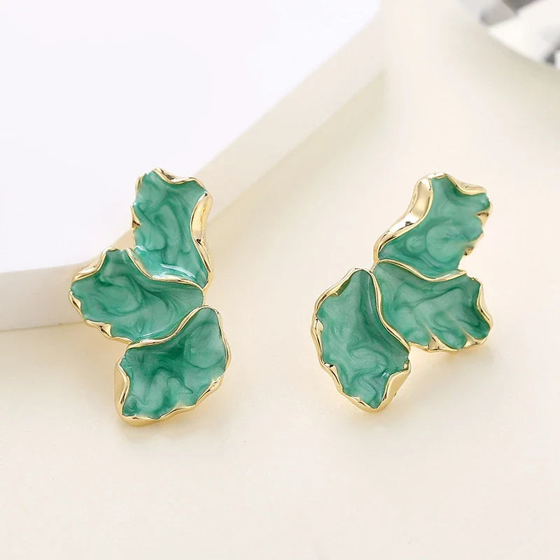 Half-Flower Stud Earrings Green Petals