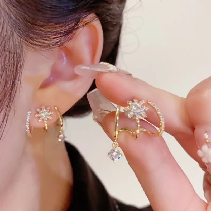 Sparkling claw earrings for women 