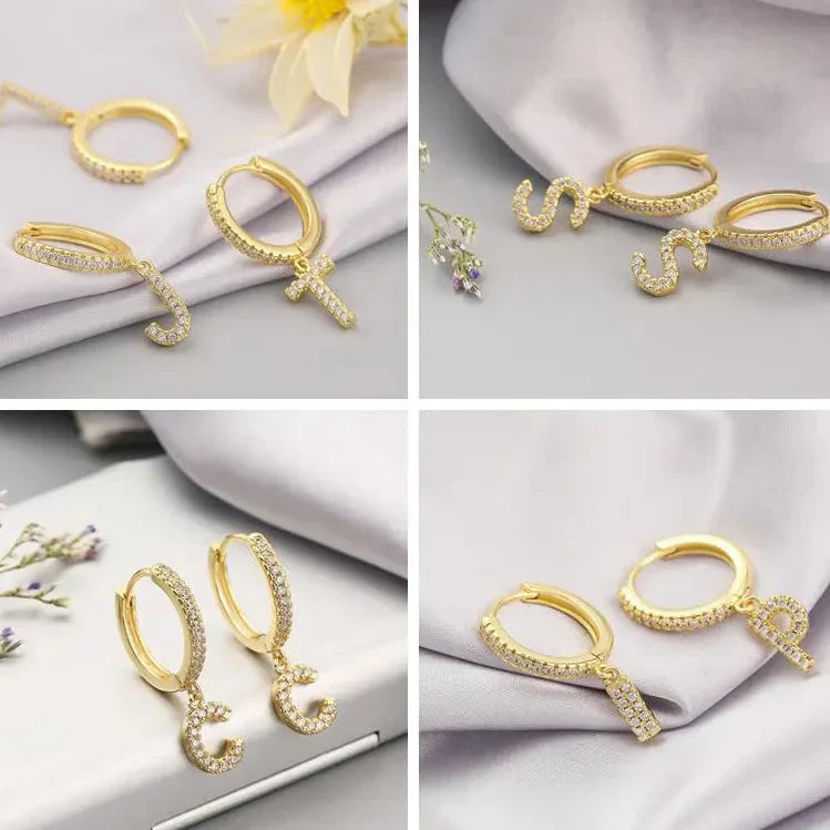 Boucles d'oreilles créoles avec initiale femme
