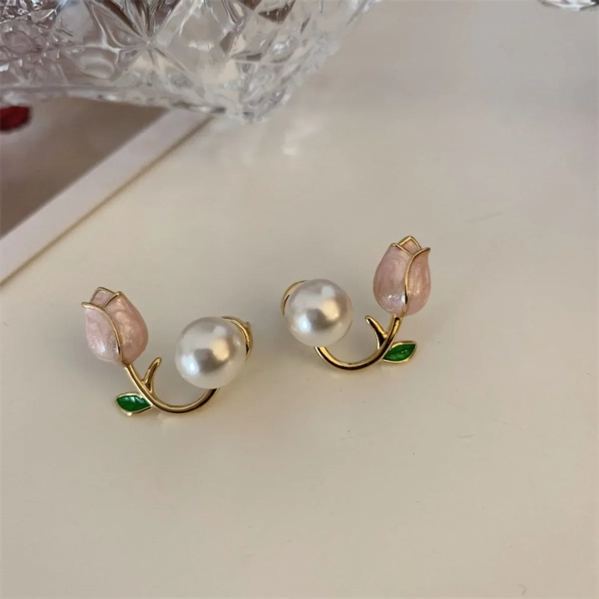 Tulip Flower Dangle Earrings with Pink Pearl