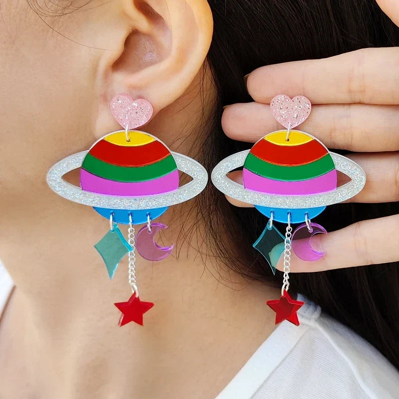 Boucles d'oreilles pendantes arc-en-ciel planète