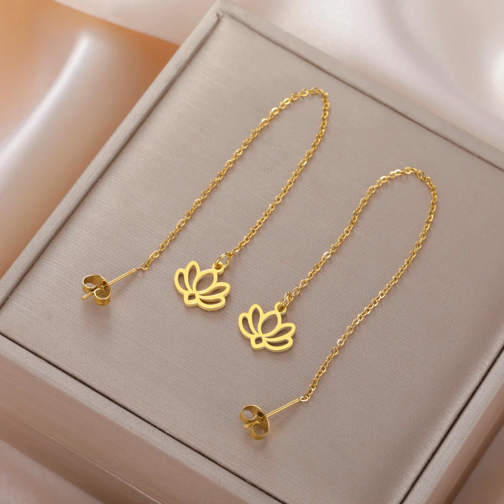 Dangling Earrings with Fine Gold Lotus Flower