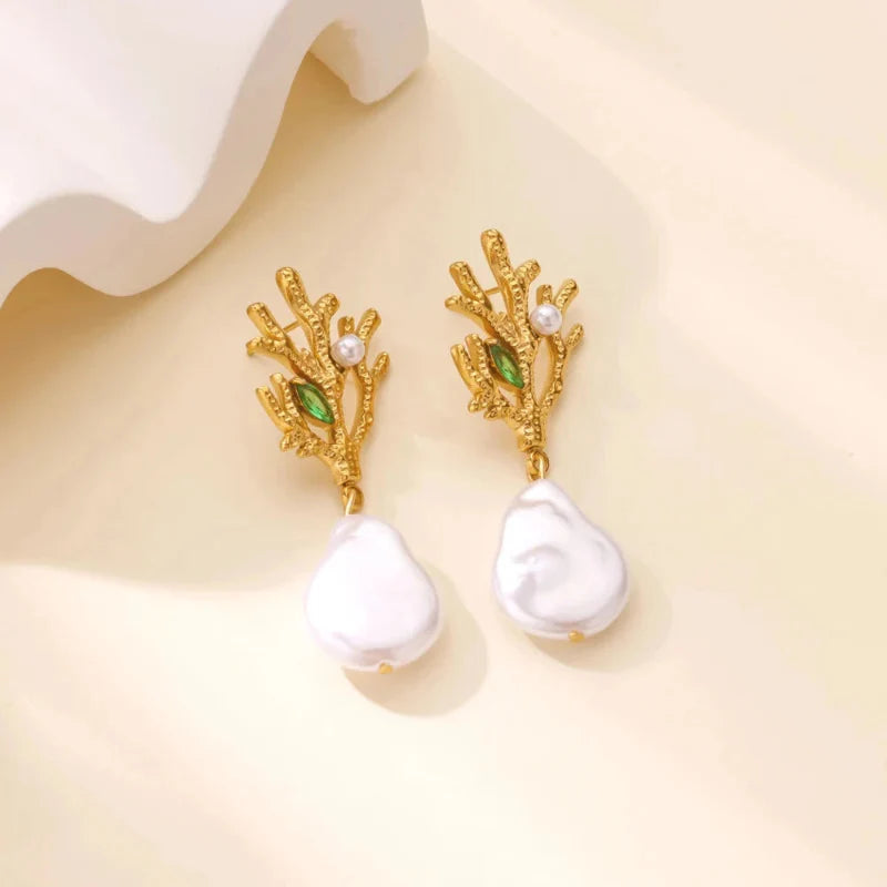 Boucles d'Oreilles Pendantes Corail avec Perle et Zircon vert