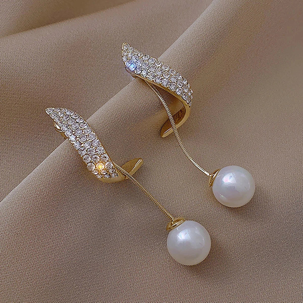 Boucles d'Oreilles Pendantes avec Perles Blanches 1