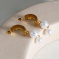Dangling Earrings with Gold Pearls