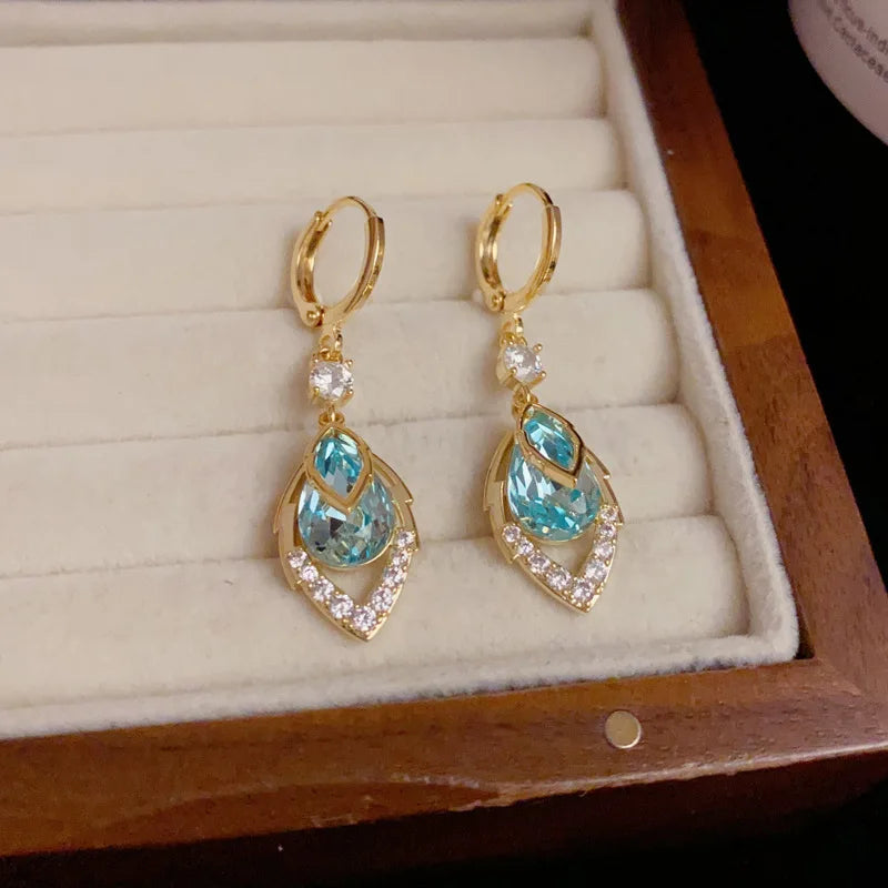 Sky Blue Dangle Earrings 