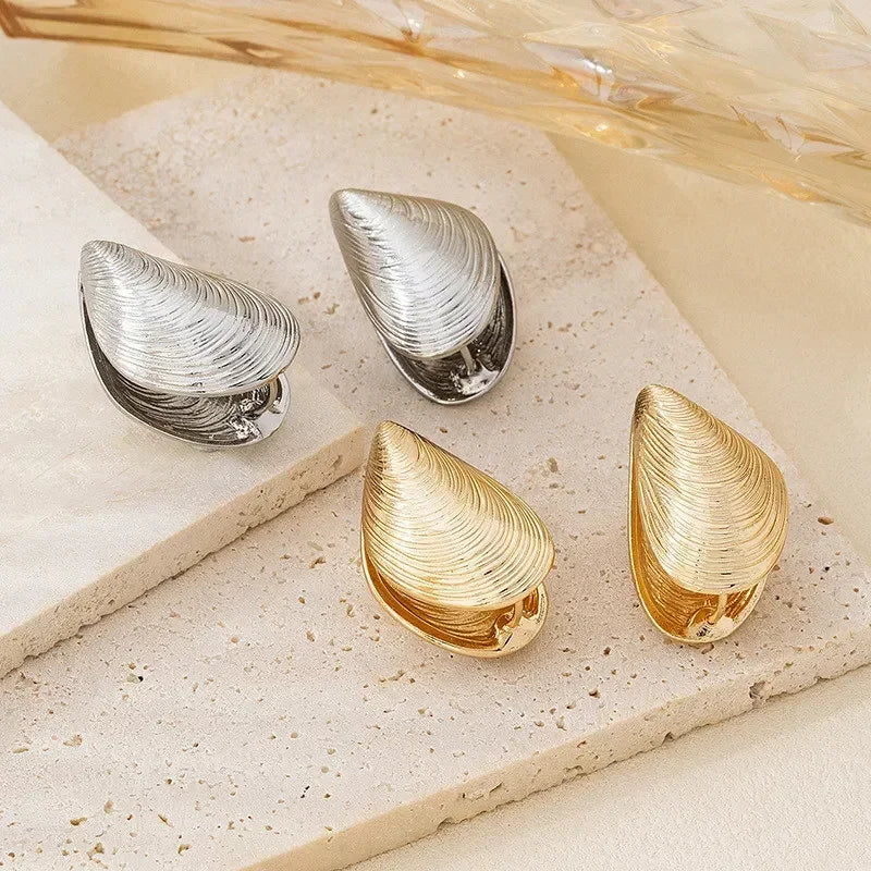 Gold Hanging Earrings with Shells and Mussels