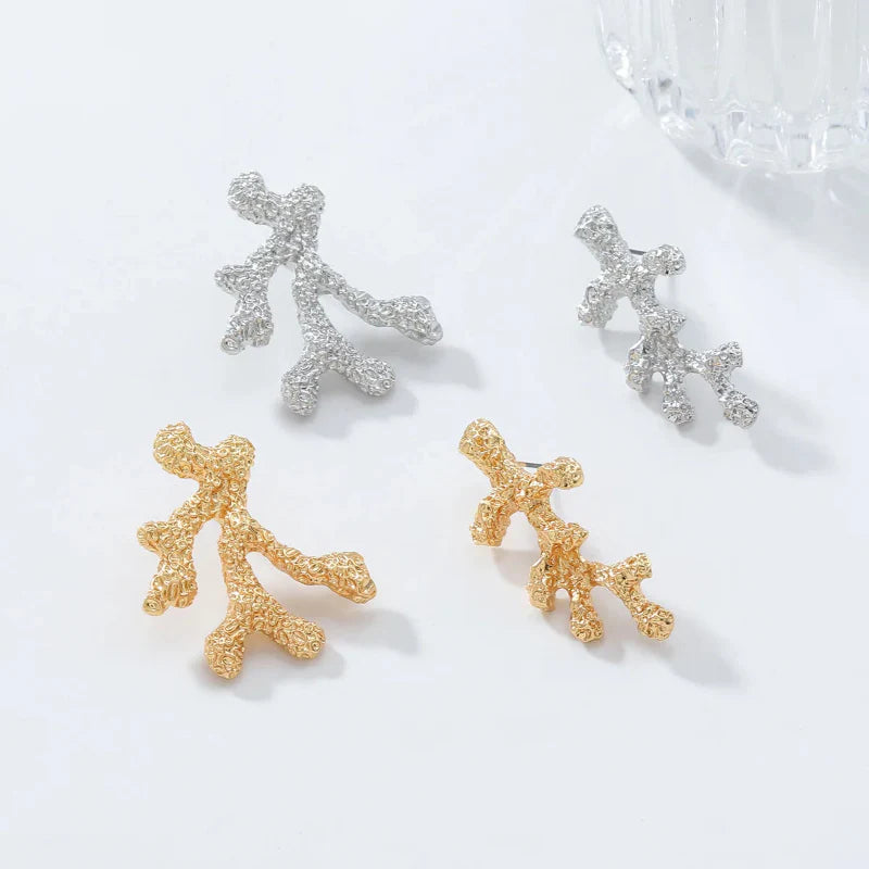 Boucles d'Oreilles Pendantes Corail Doré ou Argenté argent