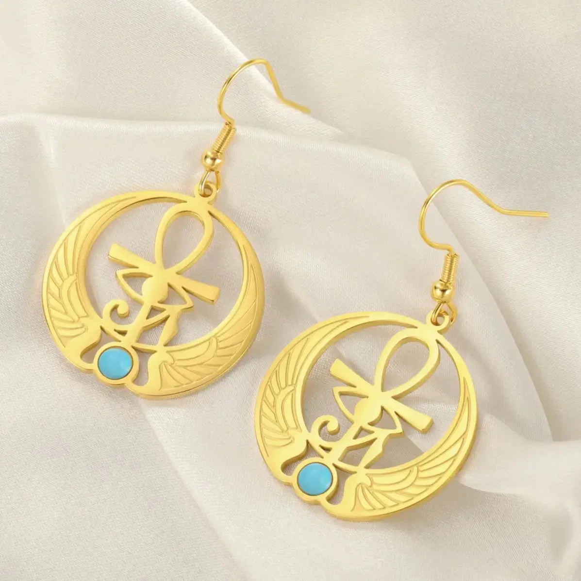 Egypt Hanging Earrings Eye of Horus Oudjat gold