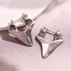 Boucles d'Oreilles Pendantes Incrustées Dent de Requin