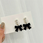 Dangling Earrings with Pearls and Black Bows
