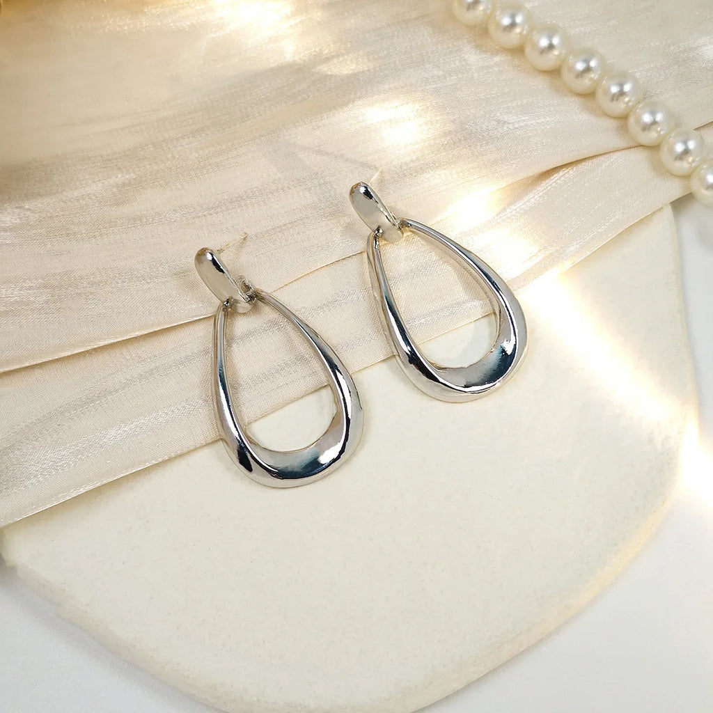 Retro Silver Water Drop Dangle Earrings