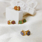 Boucles d'oreilles puces avec pierre de naissance pour femme