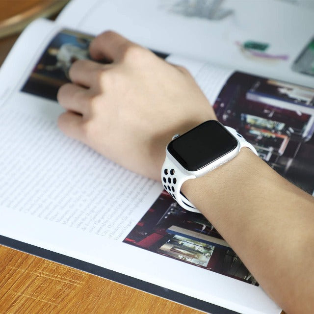 Apple Watch Sport Band white