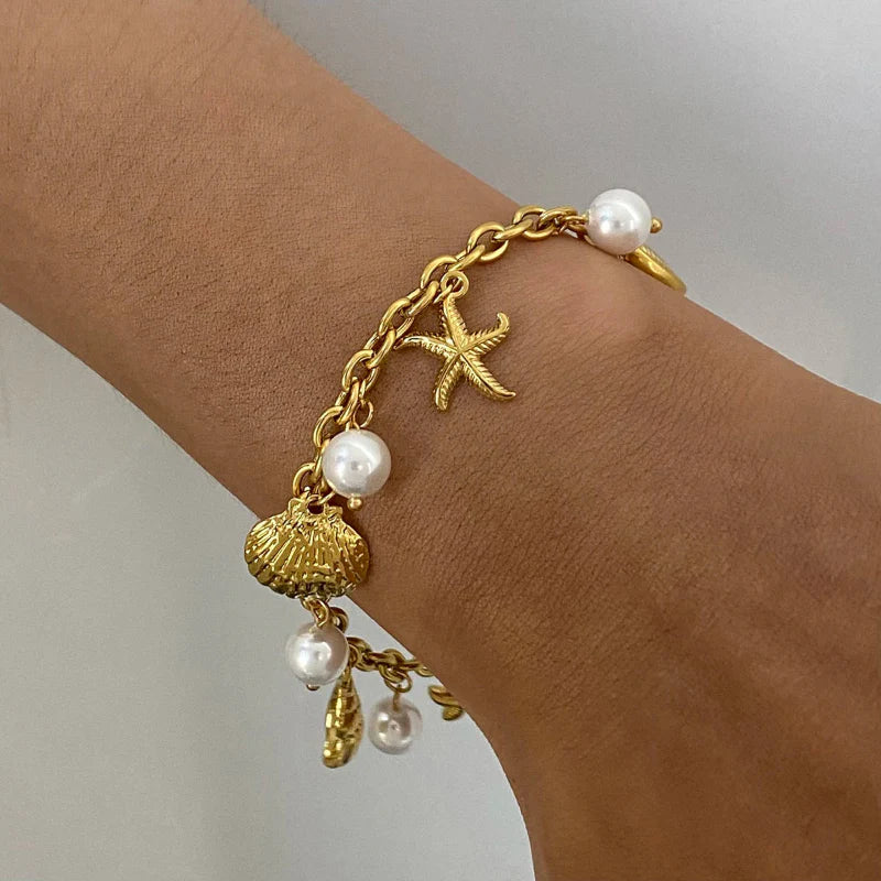 Bracelet avec Coquillages et Perles Blanches