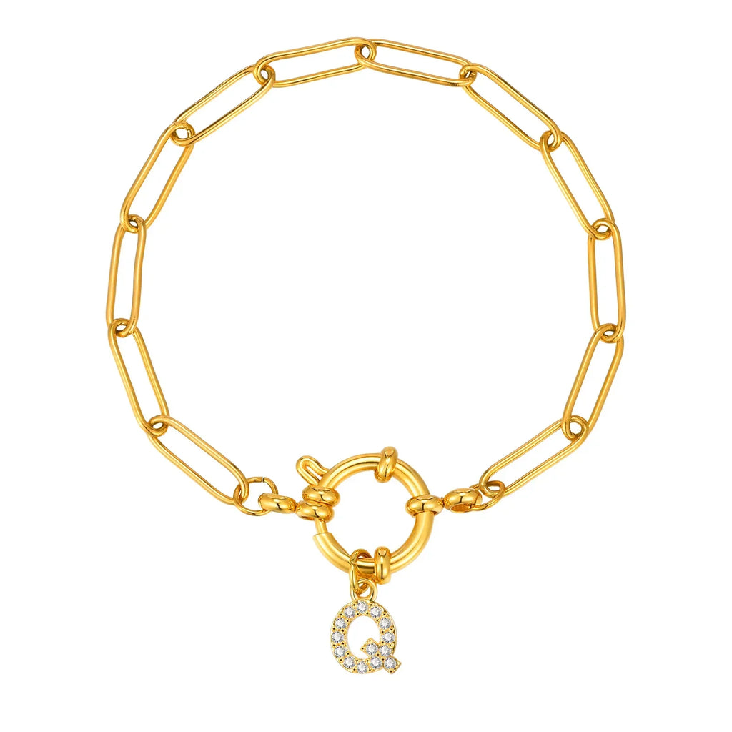 Bracelet personnalisé avec initiale q