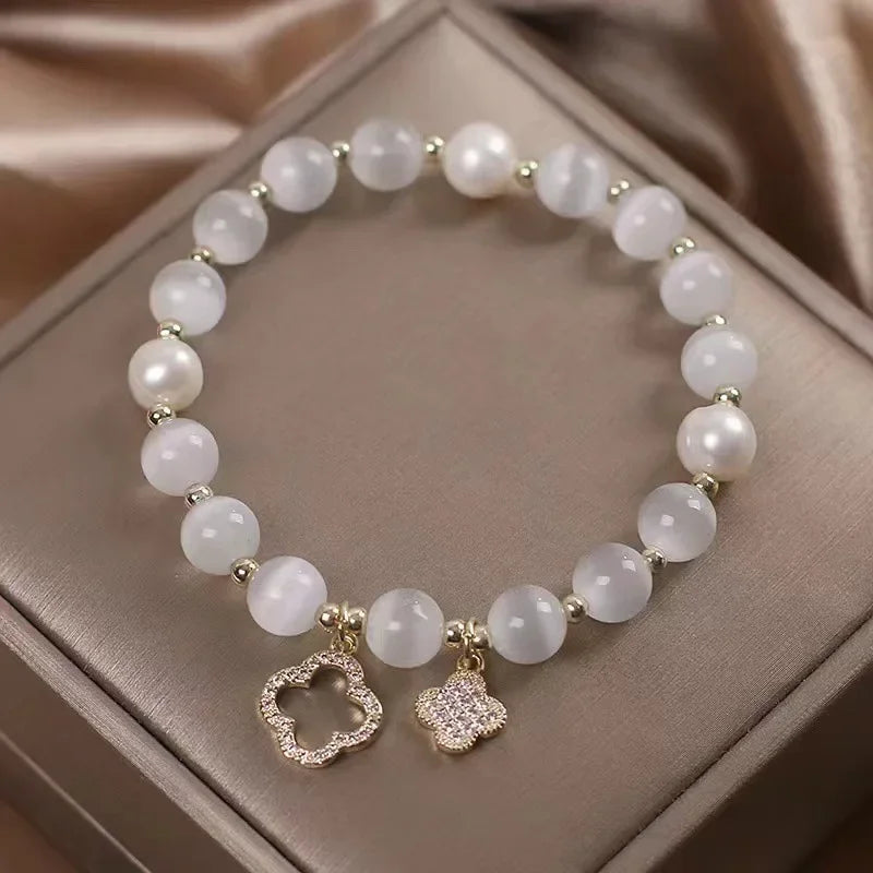 Beaded Bracelet with Four-Leaf Clovers