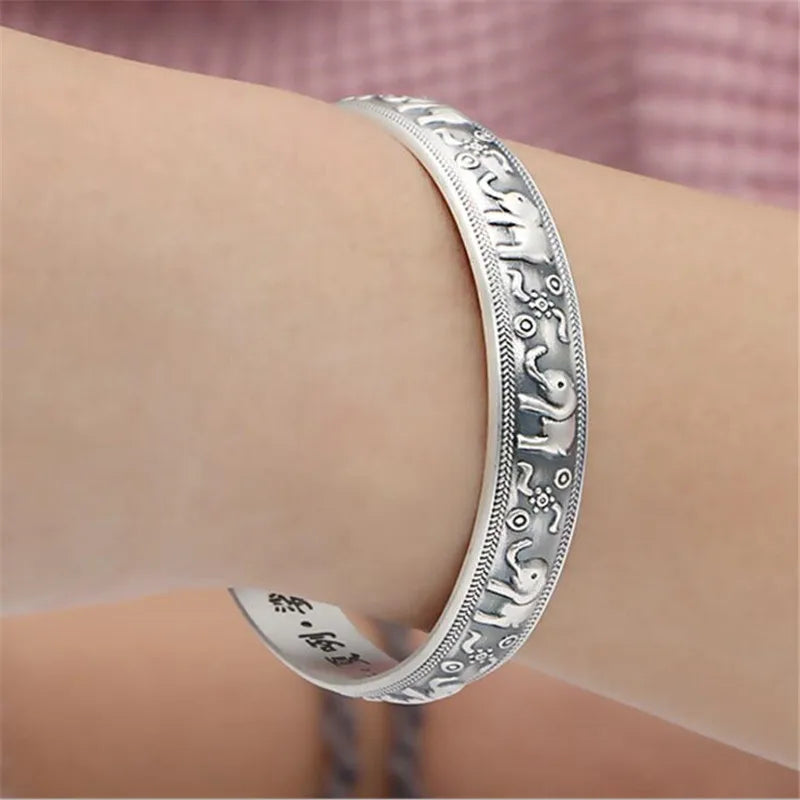 Buddhist Bracelet with Elephants