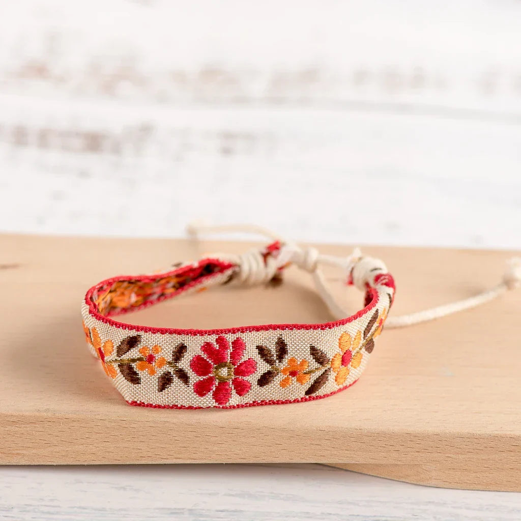 Bracelet Brésilien Boho Brodé Fait Main rouge