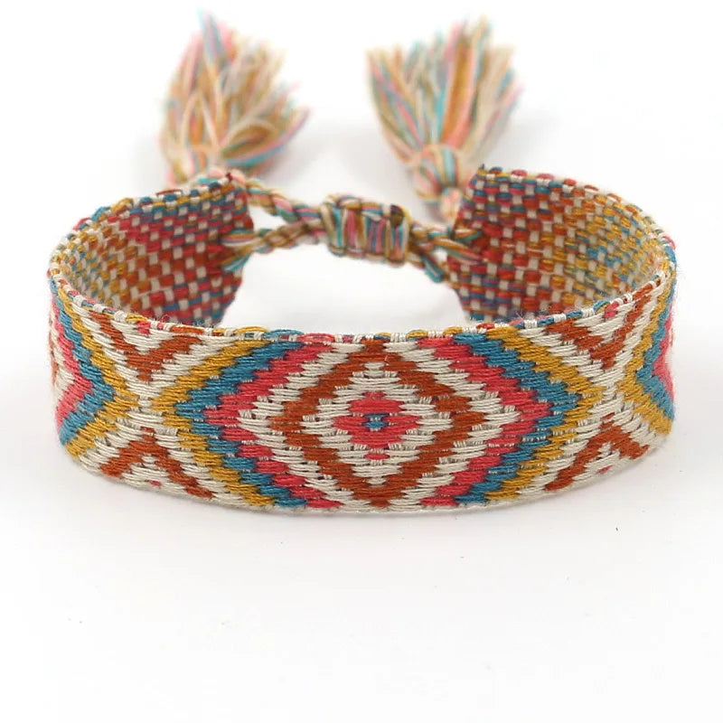 Bracelet Brésilien Large à Motifs Géométriques beige