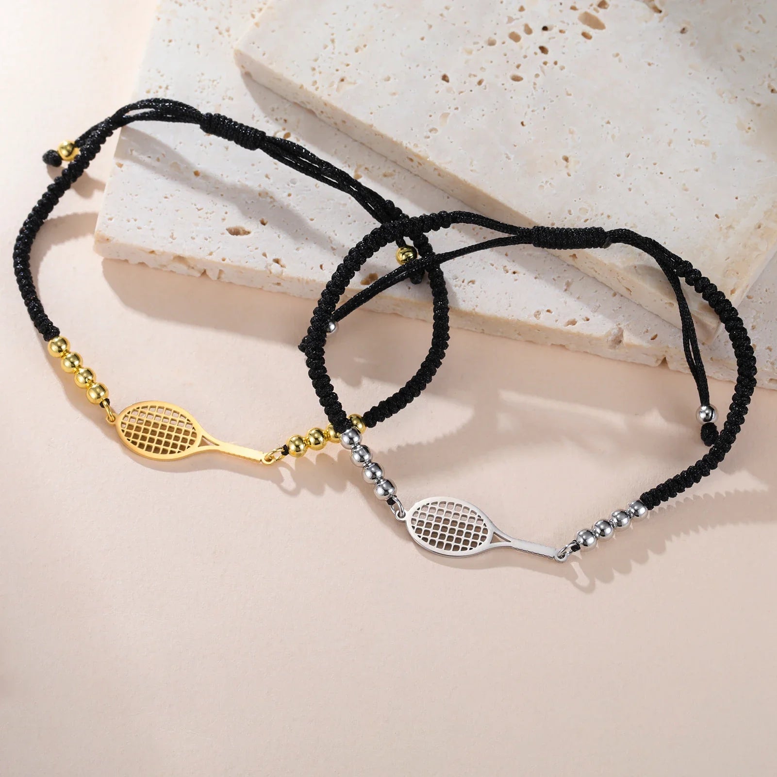 Short tennis bracelet 