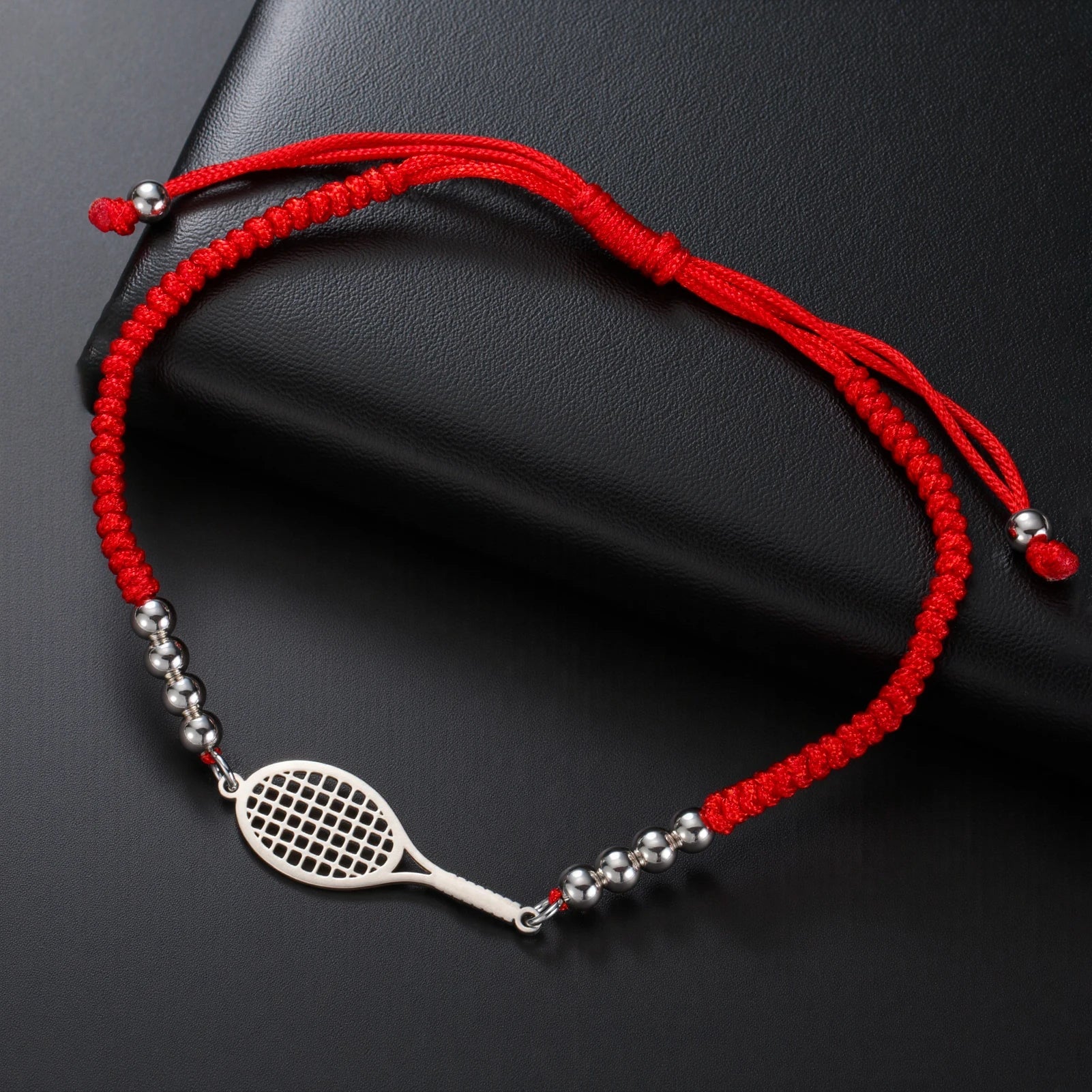 Short tennis bracelet 