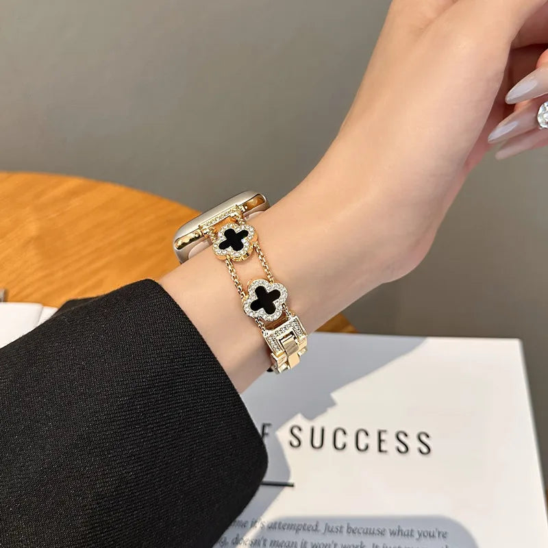 Bracelet de remplacement pour Apple Watch - design trèfle or