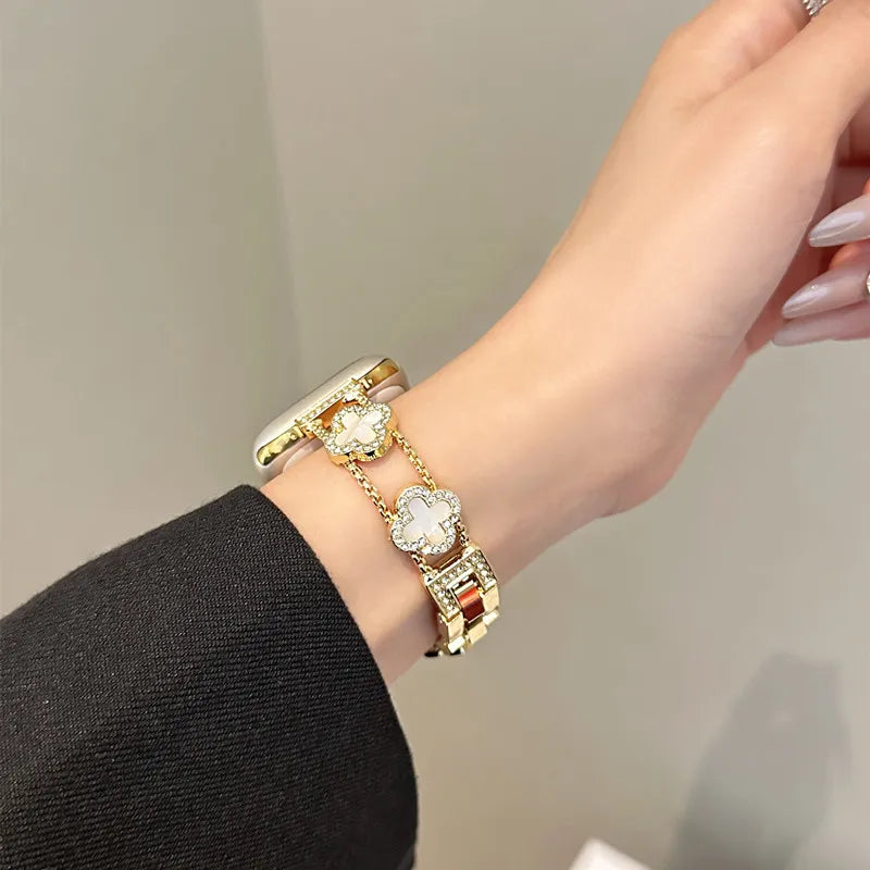 Bracelet de remplacement pour Apple Watch - design trèfle or