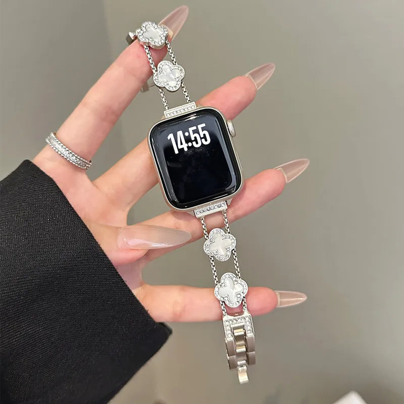 Bracelet de remplacement pour Apple Watch - design trèfle argent