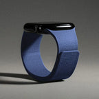 Bracelet de remplacement pour Apple Watch en silicone magnétique bleu