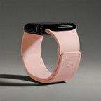 Bracelet de remplacement pour Apple Watch en silicone magnétique rose