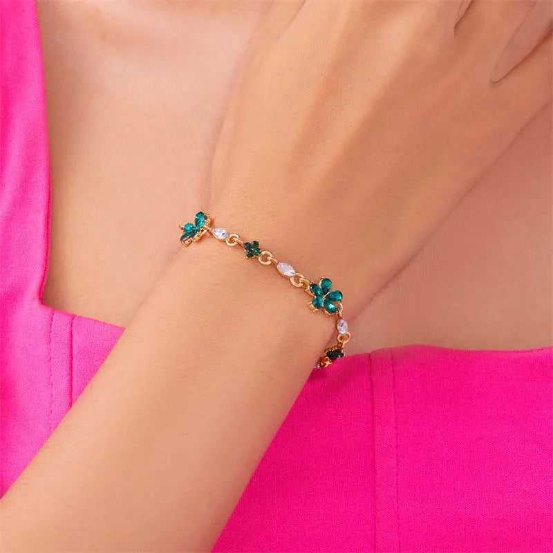 Elegant Bracelet with Green Flowers